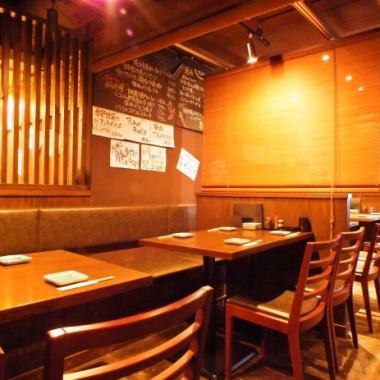 A semi-private room with a table separated by a bamboo blind [Nagoya Station/Nagoya Station/Meat/Butayaki-ta/Izakaya/All-you-can-drink/Meitetsu/Sasajima/Sashimi/Spiral Tower/Teppan-yaki/Teppan-yaki/Yakisoba/Kushikatsu/Kushikatsu]