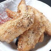 Deep fried chicken wings with black pepper (3 pieces)