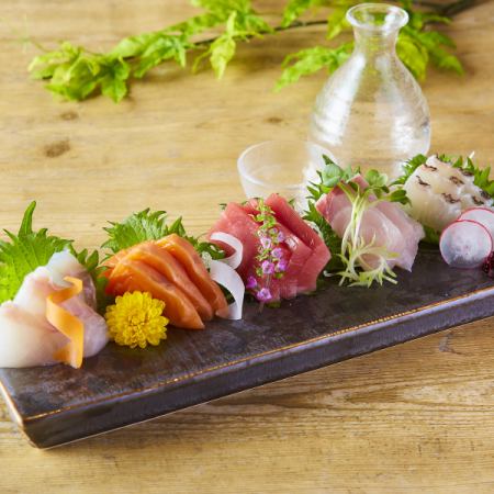 Assortment of 5 Kinds of Sashimi