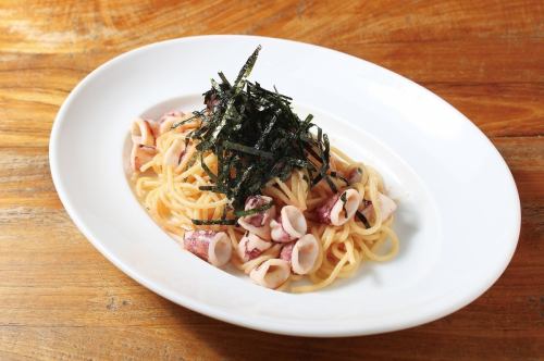 Japanese-style spaghetti with cod roe and squid