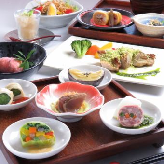 夏季限定【お食事のみ】納涼床コース～東山～<全12品>5280円（税込）
