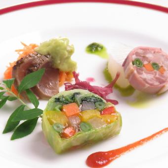 夏季限定【お食事のみ】納涼床コース～東山～<全12品>5280円（税込）
