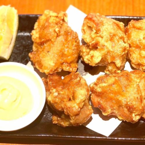 Enjoy with a wide variety of fried foods♪