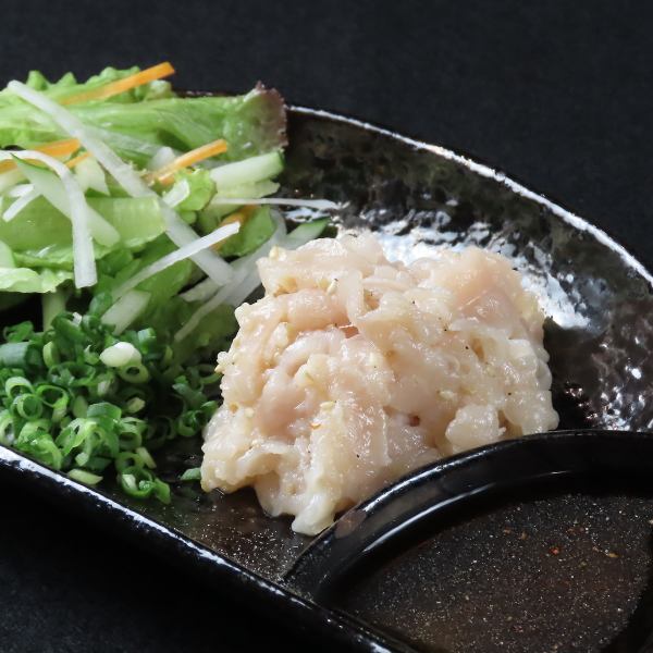 ≪店主太鼓判の逸品☆≫ 希少部位の和牛ミノ刺し 1,595円(税込)