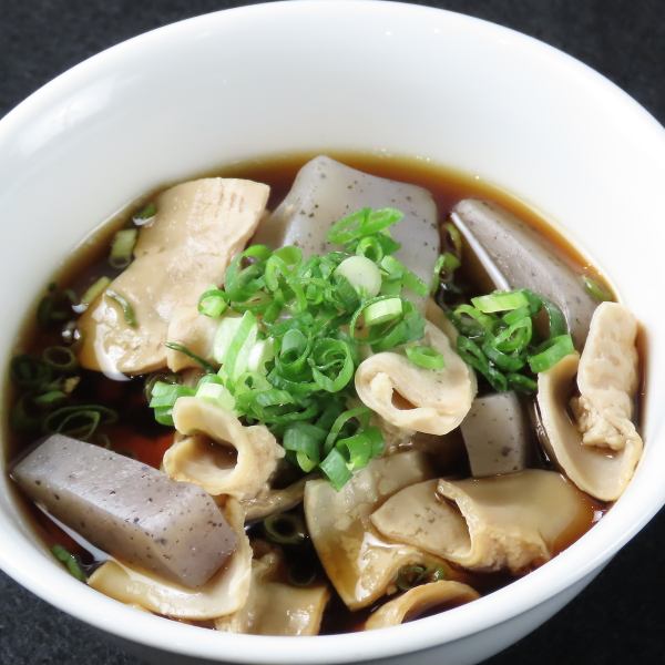 ≪じっくり煮込んだ伝統の味！≫ 平和園名物ホルモン煮 825円(税込)