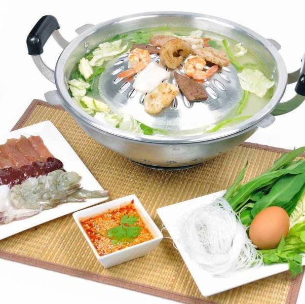 タイの定番鍋料理【タイすき鍋】