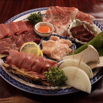 尽享套餐☆特制12道菜配无限畅饮5,800日元（含税）