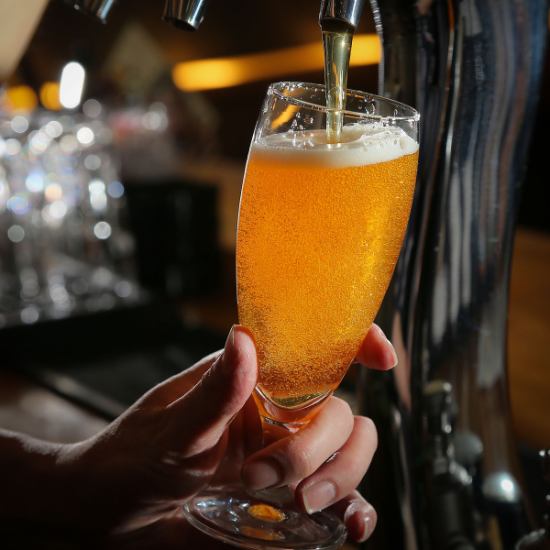 樽生クラフトビール3種、他にも30種以上のビールをご用意中♪