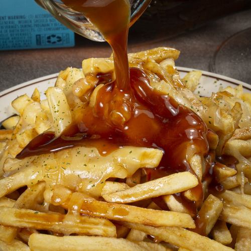 濃厚チーズグレイビー・プレミアムプーティン