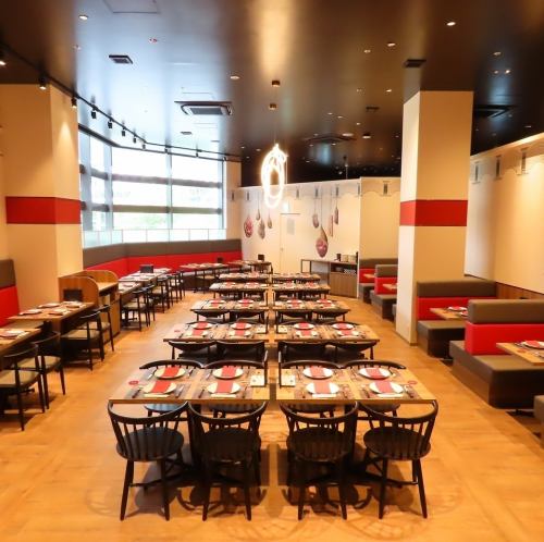 [132 seats] Enjoy delicious churrasco in a spacious space.