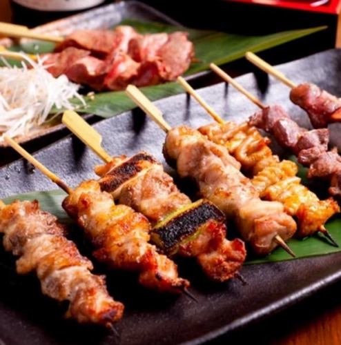 国産地鶏の炭火焼き鳥！！