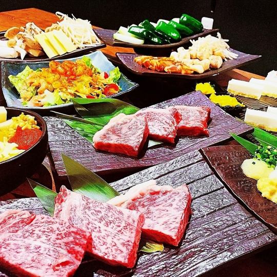A4国産黒日乃牛サーロイン5500円3時間飲み放題付きコース
