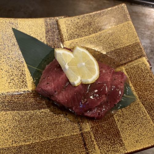 厚切牛舌
