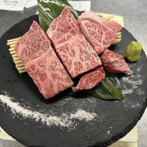 國產黑毛和牛肩裡肌肉
