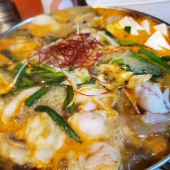 [New course! Korean gopchancheongol hotpot (Korean giblet hotpot)] 7 dishes including 2 hours of all-you-can-drink 4,850 yen (tax included)