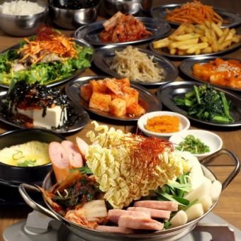 [Recommended] 5-course full-bodied "Budae Jjigae Nabe" course with 2 hours of all-you-can-drink included 4,950 yen (tax included)