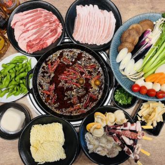 【综合套餐】毛豆、冷豆腐、海鲜拼盘、蔬菜等10道菜 3,500日元（含税）