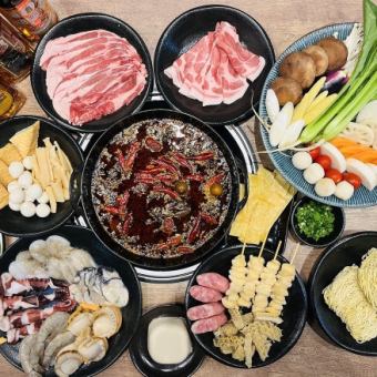 【豪華套餐】毛豆、冷豆腐、牛肉、羊肉等18道菜，5,000日圓（含稅）