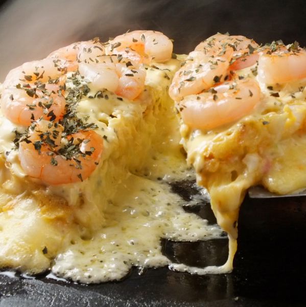 [Our specialty] 2,400 JPY (incl. tax) for one piece! You should try the blissful shrimp okonomiyaki