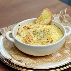 グラタン・ド・ポム・ド・テール・オ・フロマージュ