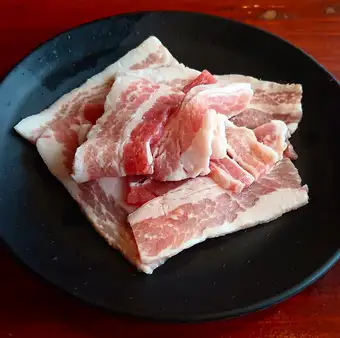 돼지 삼겹살