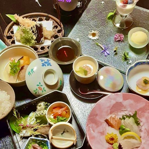 旬のお刺身や焼物をご堪能頂ける『花水木』　4000円(税込4400円)