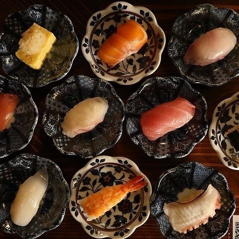 一貫から注文できるから自分好みの組み合わせで楽しめる