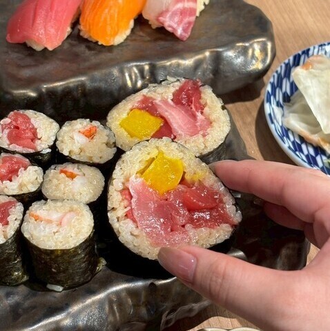 烏丸徒歩5分◎100円~寿司が楽しめる立ち飲み居酒屋