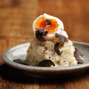 ウフマヨ＆黒トリュフポテサラ