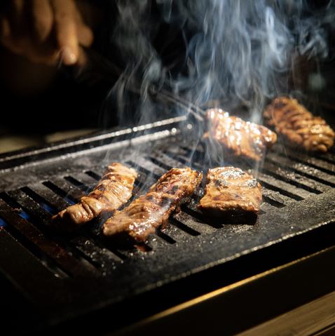 Open until 5am! Perfect for late-start banquets and after-parties