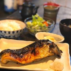 【夜ご膳】鯖塩焼き御膳