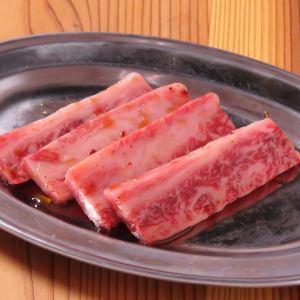 黒毛和牛中落ちカルビ