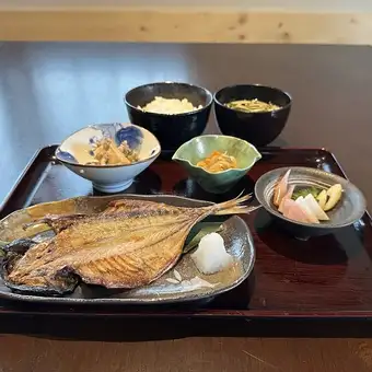 【ランチ限定】焼き魚定食(塩サバ・アジの開き・縞ホッケ)