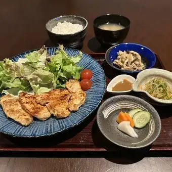 【ランチ限定】鶏ムネ醤油こうじ定食