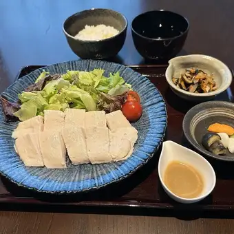【僅限午餐】鹹曲雞胸肉套餐