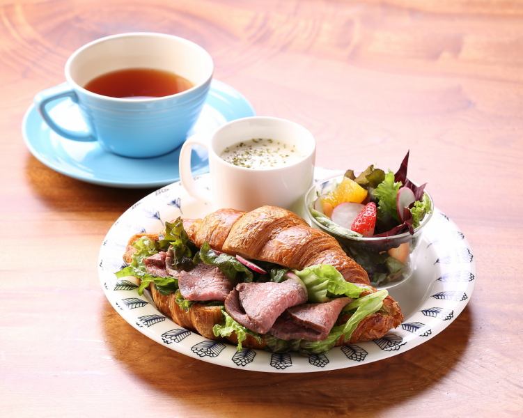 【お紅茶飲み放題1.5H】スイーツだけでなく“ランチ”にもこだわっています◎