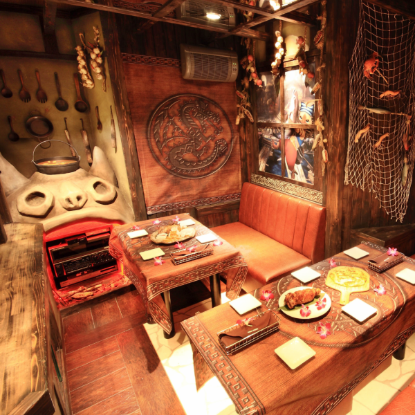 [Very popular Monster Hunter collaboration!] A concept room that reproduces the airou kitchen that makes you feel like you've stepped into the world of the game "Monster Hunter" ♪ The goods that tickle the hunter's heart make you feel like a gathering place!? There's no doubt about it! Let's have a blast at the Monster Hunter game party with friends while eating delicious food!