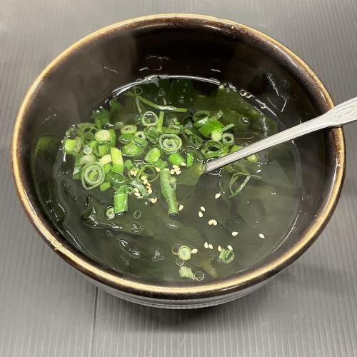 わかめスープ