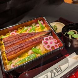 春の彩りうな重
