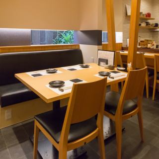 3名様～ご利用可能な4名様テーブル