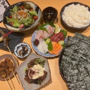 【120分飲み放題付き】本マグロバーガーや手巻き寿司が楽しめる◇贅沢手巻き寿司コース◇