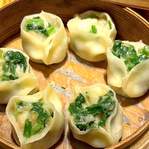 Steamed shrimp and chive dumplings (6 pieces)