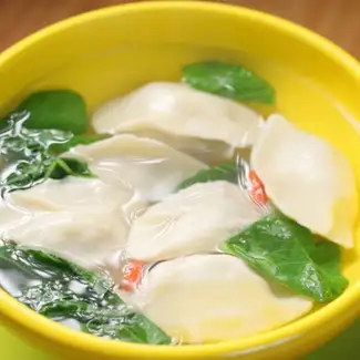 【水餃子】海老とニラの水餃子（Boiled Shrimp Dumplings With Chinese Chives）