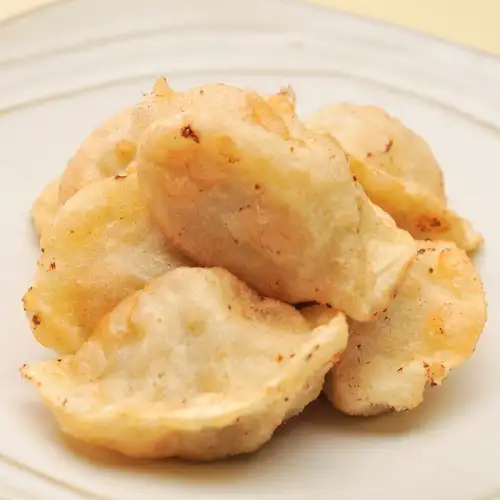 【揚げ餃子】黒豚と白菜の揚げ餃子（Deep-Fried Pork Dumplings）