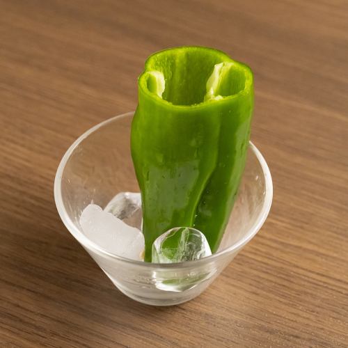 Fresh green pepper (1 piece)