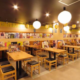 飲み放題＆ボリューム満点のテーブル席！会社宴会や打ち上げ・同窓会・女子会などに最適です♪また、お料理もお酒も豊富に取り揃えております。ご予算や人数などお気軽にお問い合わせを承ります。
