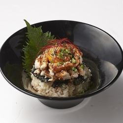 低温調理ユッケ丼