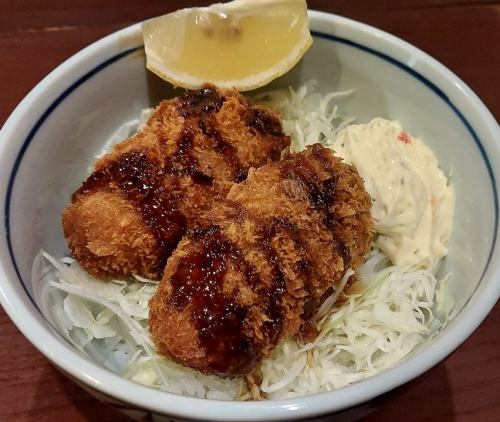 特大カキフライ丼