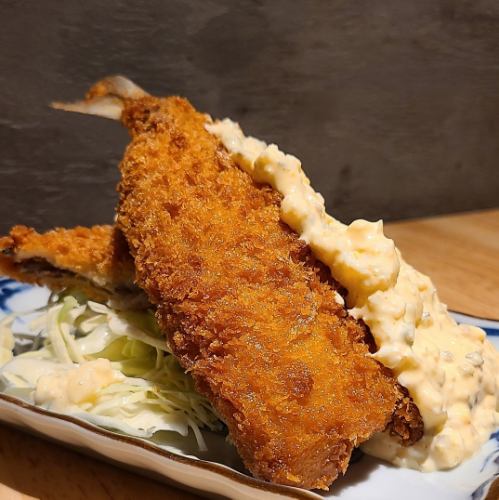 Fried horse mackerel and tartar sauce