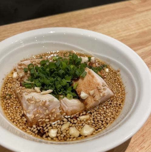 Low-temperature cooked chicken